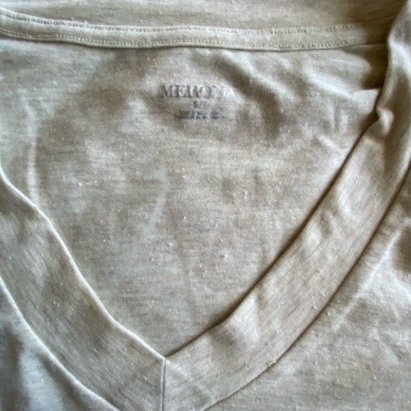 NWOT Cream Merona V Neck Tee - Picture 2 of 3